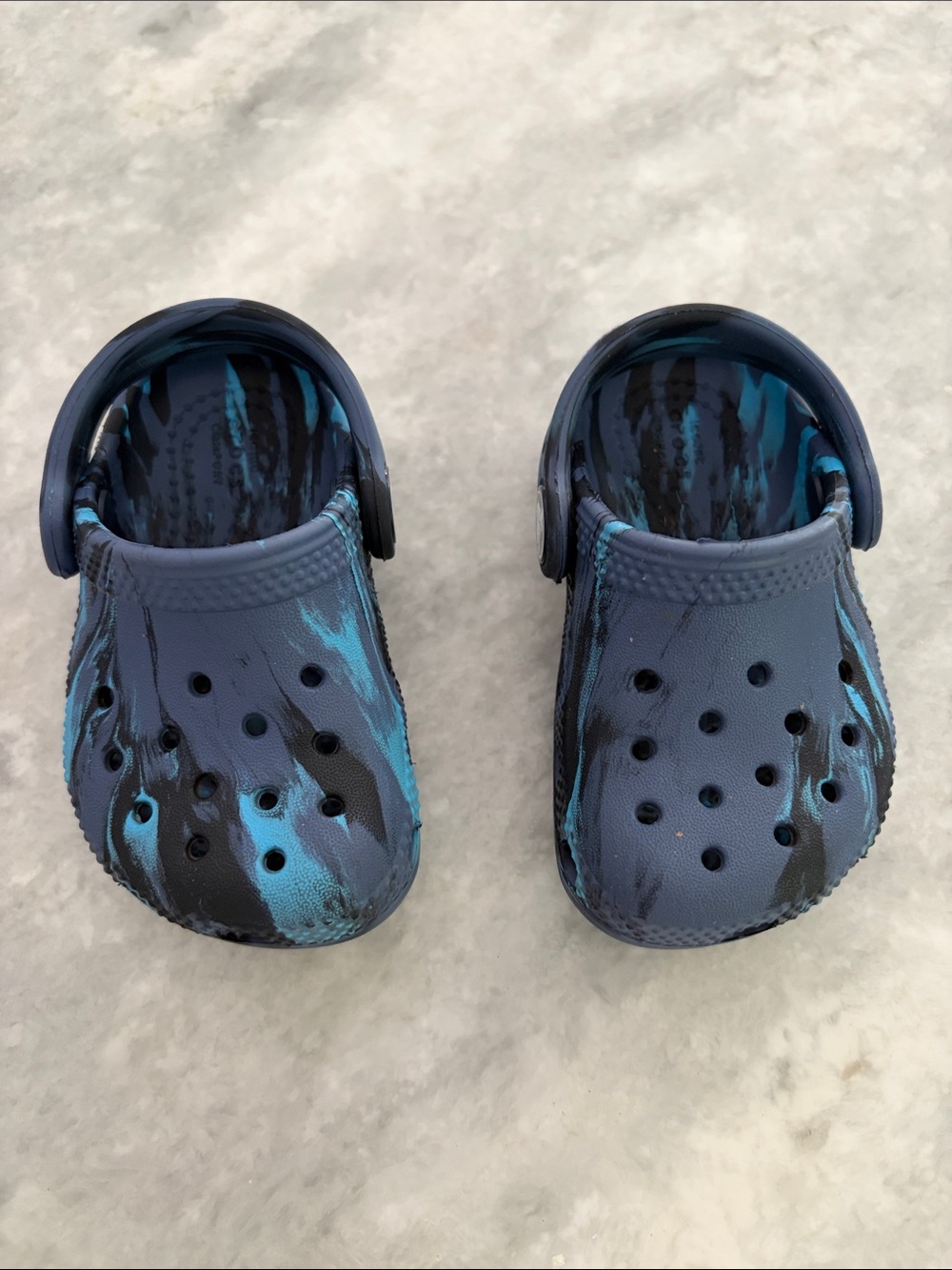 Crocs Toddler size 4 like new!